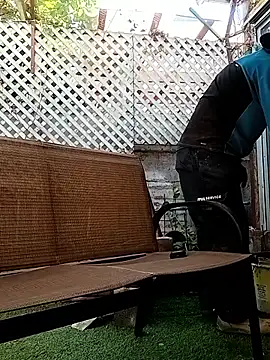 kaloumario online show from March 12, 2:25 pm