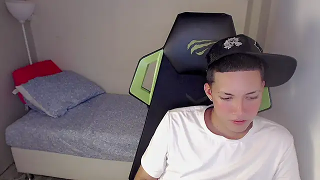 Street poemm  online show from March 17, 10:12 pm