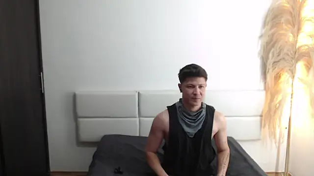 Mat Jhonson online show from March 28, 9:31 am