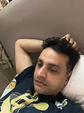 online4u08 online show from April 12, 2:18 pm