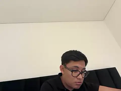 enzo 13 online show from February 22, 10:00 pm