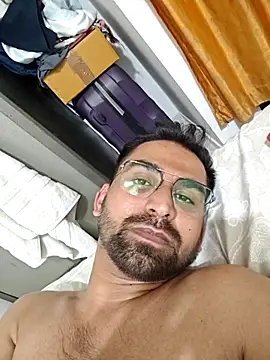 RonitVora online show from March 13, 7:09 pm