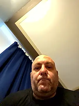 sissy2727 online show from April 10, 10:06 pm