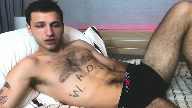 DarkRogue19 online show from April 8, 4:05 pm