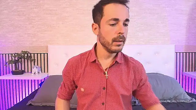 Adams Sanz online show from April 7, 7:14 pm