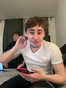 enzo savagee online show from February 24, 7:14 pm