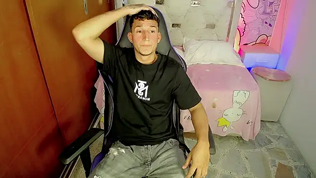 Dmitryy  online show from February 25, 6:09 pm