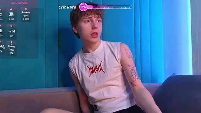 Mickey Hawk online show from April 18, 5:53 am