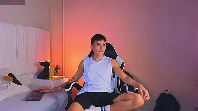 Rome cortes online show from April 1, 7:33 pm