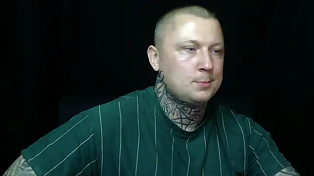 devilWithTats online show from March 17, 10:40 am