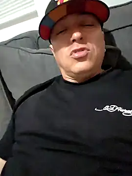 DoggiiDick online show from April 1, 1:40 am