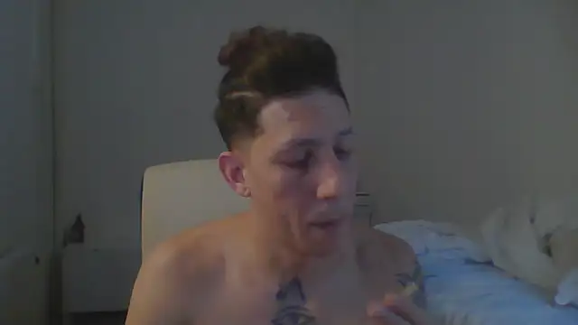 TitanNoir online show from April 3, 2:14 pm