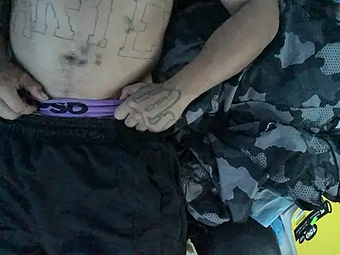 Donkie909 online show from April 2, 1:47 am