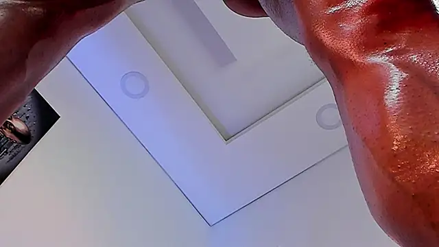 Angelo Varek online show from March 16, 5:44 am