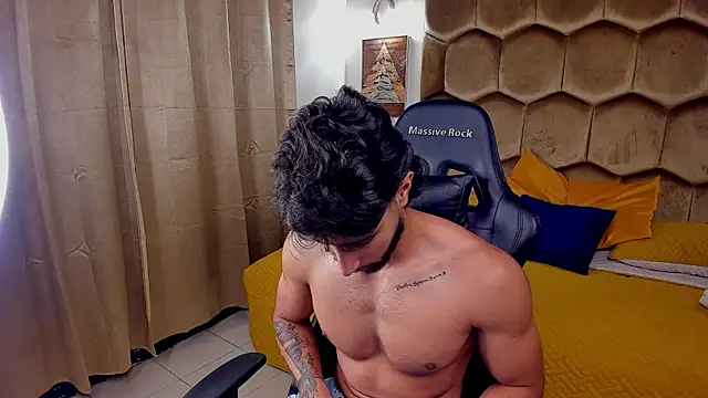 Emmet CollinsJS online show from April 2, 5:59 am