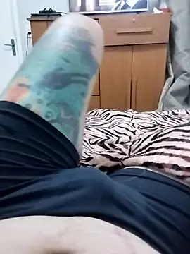 tubarao19 online show from April 28, 2:27 am