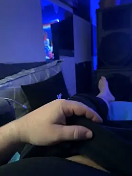 MatthewEmme2121 online show from March 14, 6:04 pm