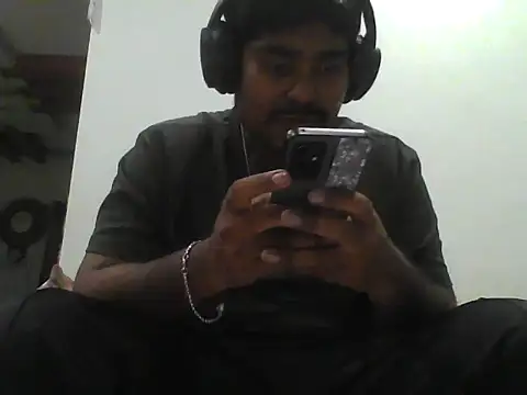 Foxboy65 online show from April 9, 7:20 pm