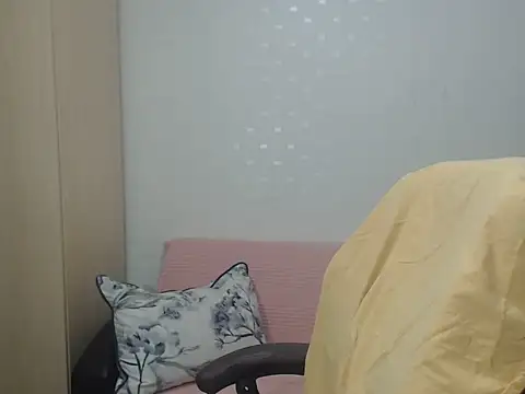 BlondEagleMuscle online show from May 22, 6:46 pm