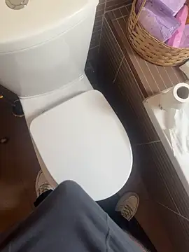 nikos 17 online show from March 7, 9:07 am