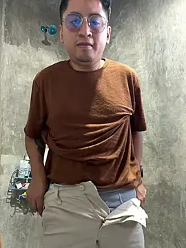 GoldenM95 online show from April 26, 6:16 pm