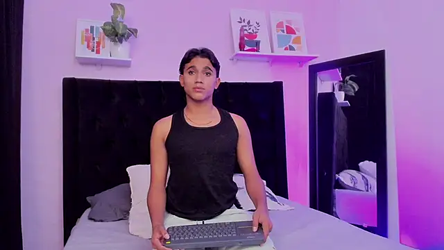 Morgan Bladee online show from April 24, 5:10 am