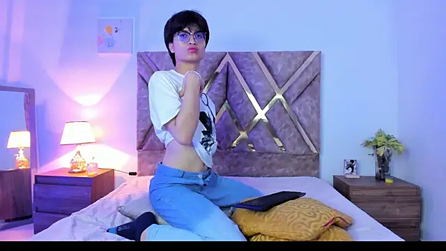 Kai blaz online show from March 18, 9:51 pm