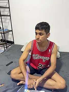 Unpipemas online show from March 7, 4:32 am