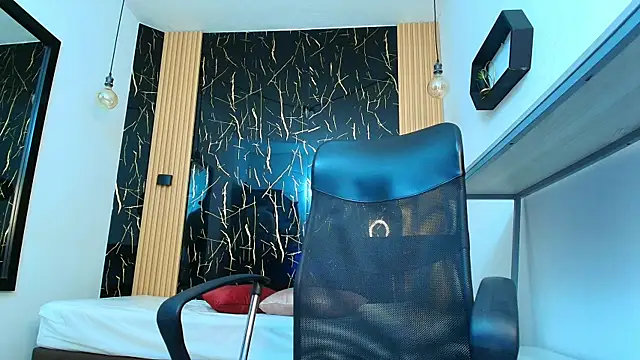 ValeriHot 1 online show from April 2, 3:48 am