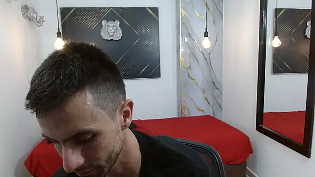 KingOfTemptation online show from March 8, 3:10 am