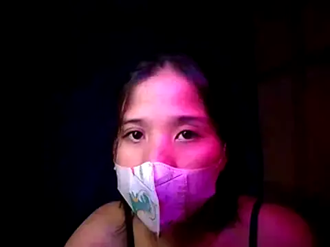 Latina curvy03 online show from March 10, 12:05 am