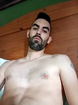 Pollagordita7 online show from April 25, 1:41 pm