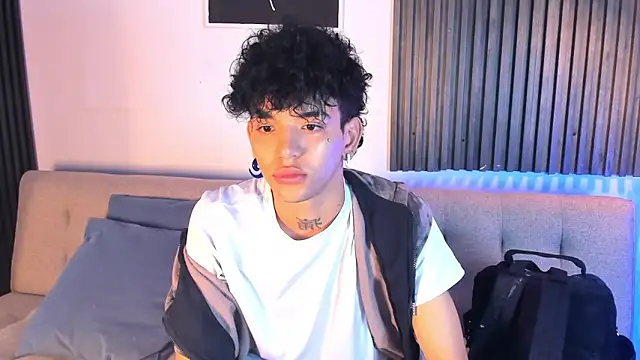 noah travis online show from March 31, 1:24 pm