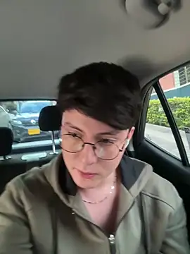 Dylan Finn online show from April 21, 9:43 pm