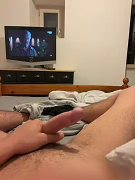 gg79100 online show from April 13, 9:26 pm