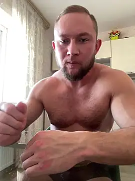 RUS208 online show from March 22, 12:32 pm
