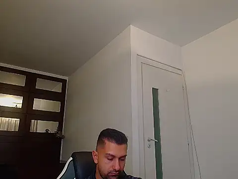 BryceReign online show from May 6, 5:19 am