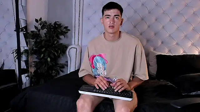 Xander Noir online show from March 30, 7:26 pm