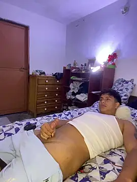 Maximiliano walker online show from April 8, 6:24 am