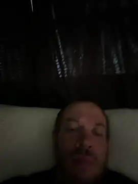 needitbby69 online show from March 25, 9:08 pm