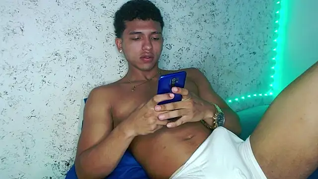 tonydesire  online show from July 4, 8:56 pm