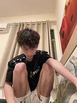 sexyboy-3525 online show from June 29, 2:17 pm