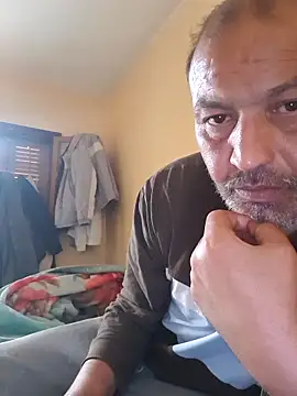 Bigzebg online show from April 3, 11:18 am