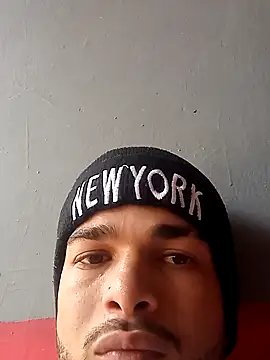 Nicolas Moncadas online show from April 4, 7:22 pm