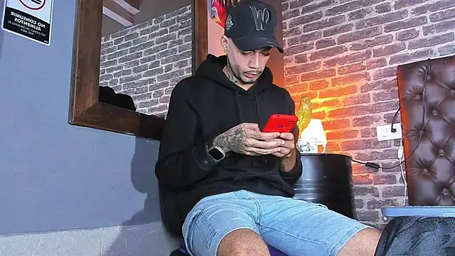 Daniel huge22 online show from June 25, 1:49 pm