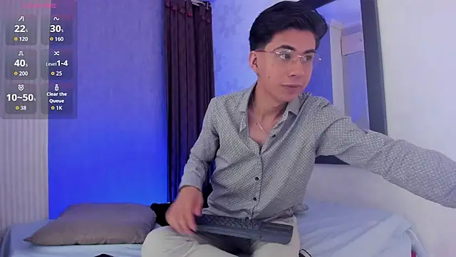 youn rider online show from May 5, 1:18 am
