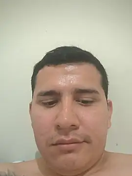 maicolmg19 online show from April 8, 6:46 am