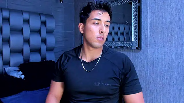 alangreek1 online show from April 19, 2:11 am