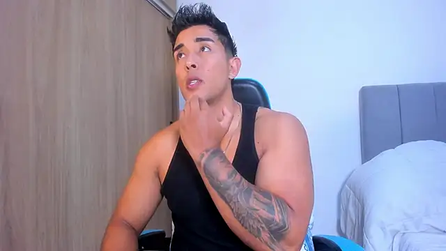 alangreek1 online show from April 10, 1:56 am