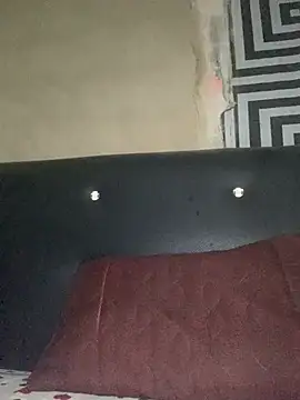 bobkingbige online show from April 14, 12:44 am